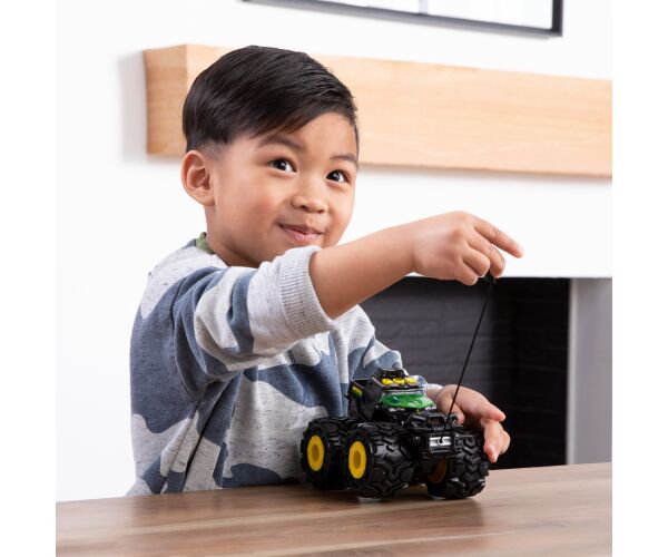 JD Kids Monster Treads John Deere pick-up s efekty 17 cm