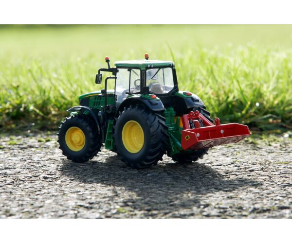 Britains Model traktor JOHN DEERE 6195M 1:32 19 cm