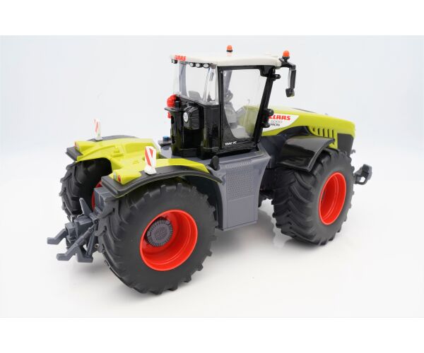 Britains Model traktor CLAAS XERION 5000 1:32 22 cm