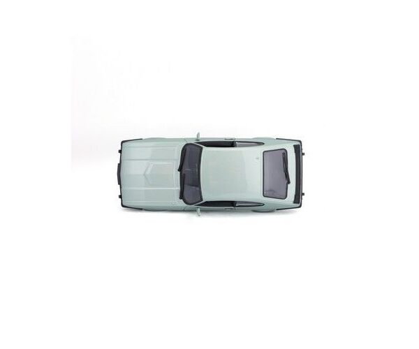 Bburago 1:24 Plus Ford Capri 1982 Light Green