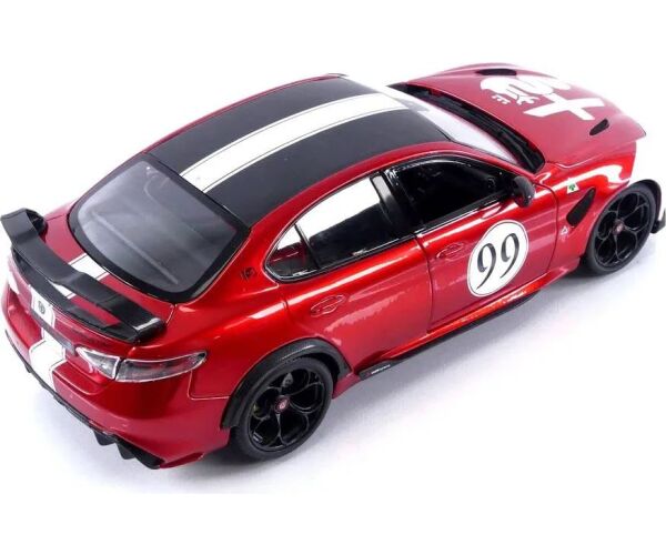 Bburago 1:18 Plus - Alfa Romeo Giulia GTAm - Met Red #99