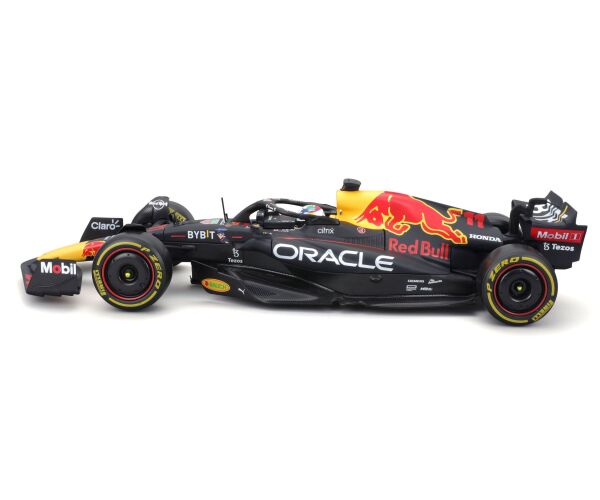 Bburago 1:24 Formule F1 Oracle Red Bull Racing RB18(2022) nr.11 Sergio Pérez s řidičem