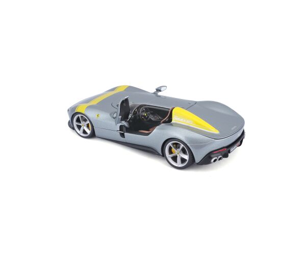 Bburago Ferrari Monza SP1 Silver Blue 1:24