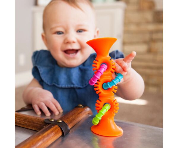 Fat Brain chrastítko pipSquiz Loops oranžové 15 cm