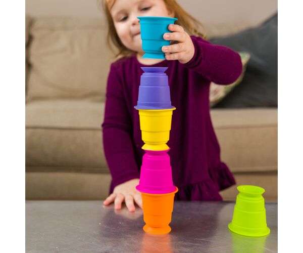 Fat Brain přísavkové kelímky Suction Kupz 6 ks